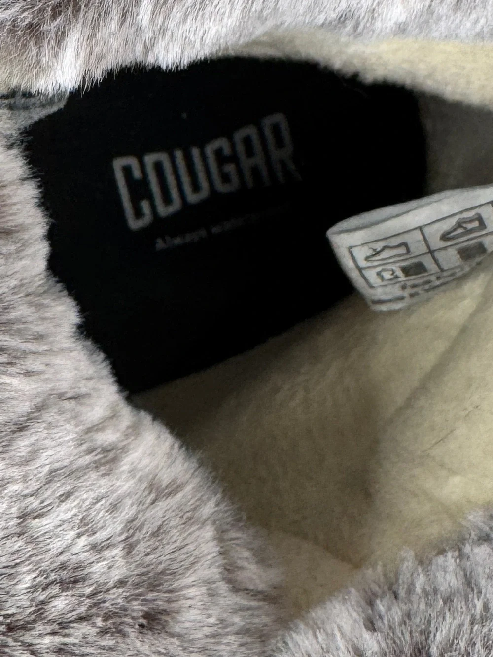 Cougar Shoes Women's Vanetta Suede Waterproof Winter Boots - gray